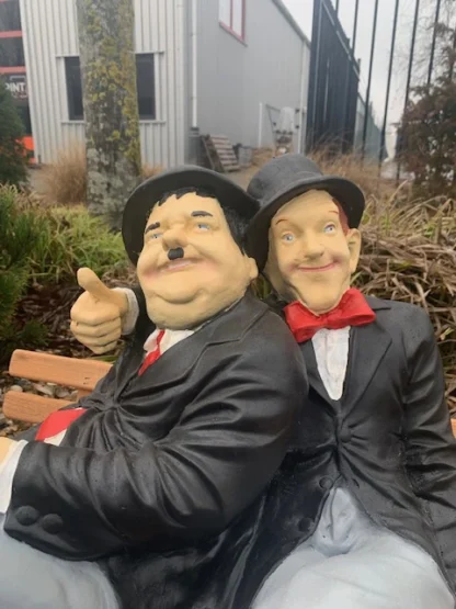 Laurel en Hardy op bankje - Afbeelding 4