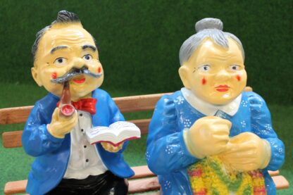 Opa en oma op de bank - Afbeelding 6